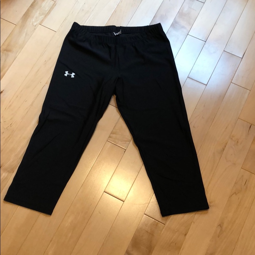 Under Armour leggings (women’s)